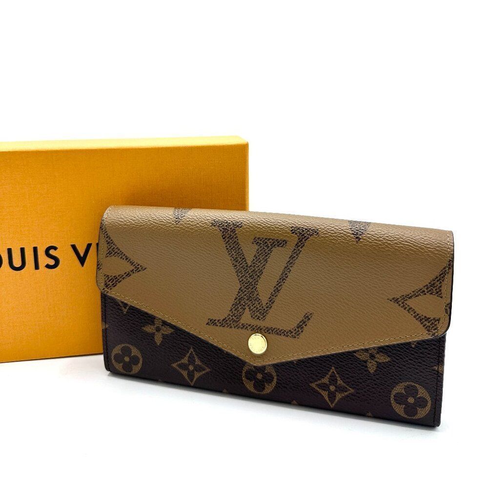 Louis Vuitton Giant Reverse Monogram Flap Wallet